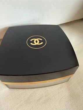 Chanel No.5 After Bath Powder